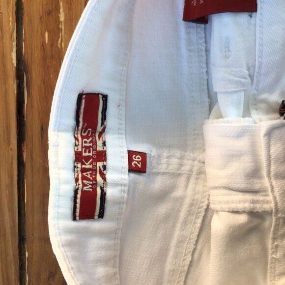 MAKERS of true originals jeans mini  shorts white embroidered denim 26 sexy low - Picture 4 of 8